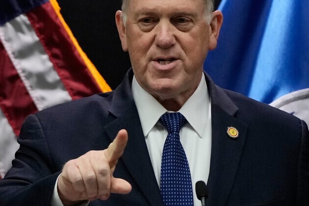 Homan announces 700 immigration officers to immediately leave Minnesota