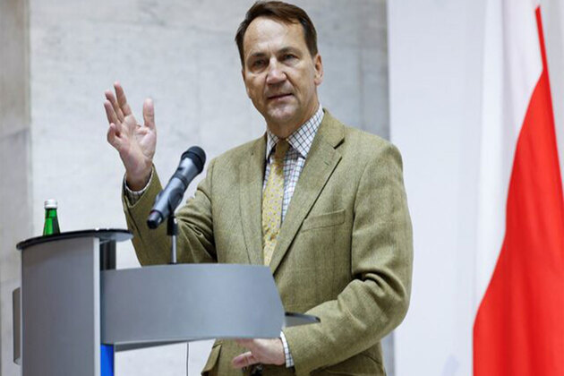 Poland's Dy PM Radoslaw Sikorski to visit India today