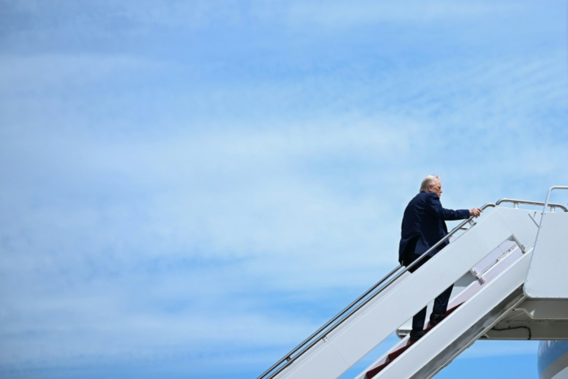 Trump Heads On Major Middle East Tour - IBTimes
