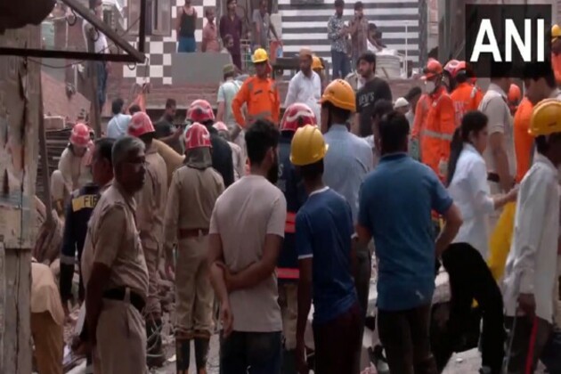 Delhi: Death toll in Mustafabad building collapse rises to 11