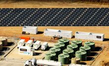 Oz innovation supports mobile solar plant