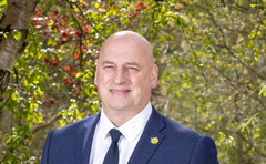 NI cattle row escalates as Minister defends open field cattle cull