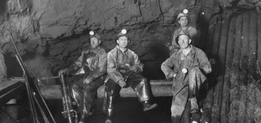 The O’Brien mine produced 587,000 ounces of gold between 1926–1957.