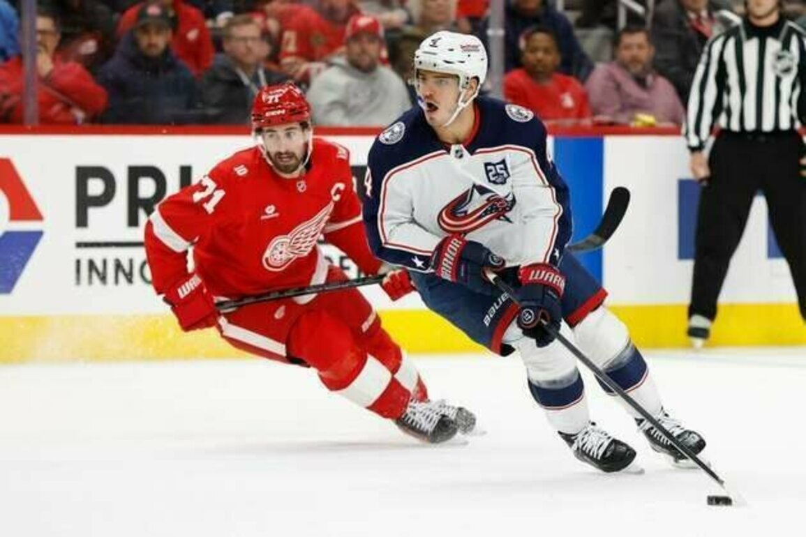 Alex DeBrincat lifts Wings over Jackets in OT