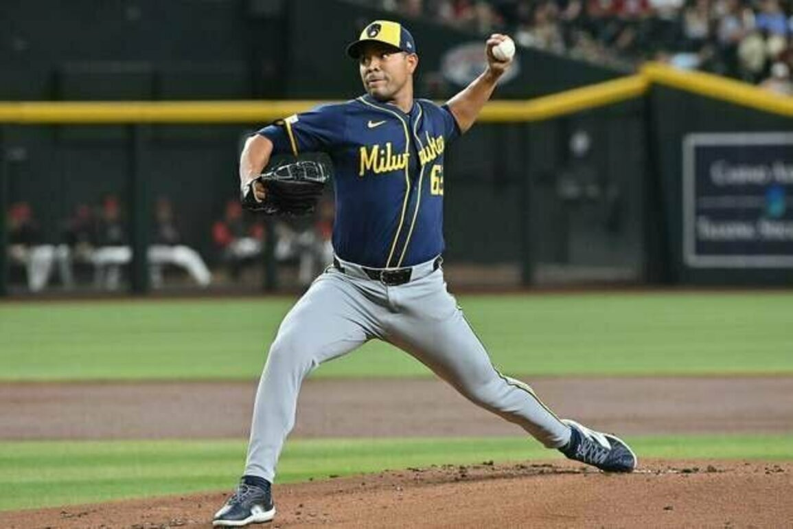 Brewers turn to Jose Quintana in bid for series win vs. Tigers