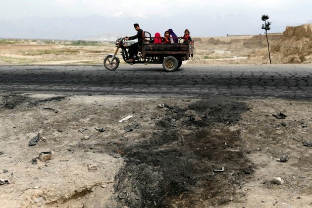 US, Taliban Signal Afghan Peace Talks Intact Despite Offensive&#039;