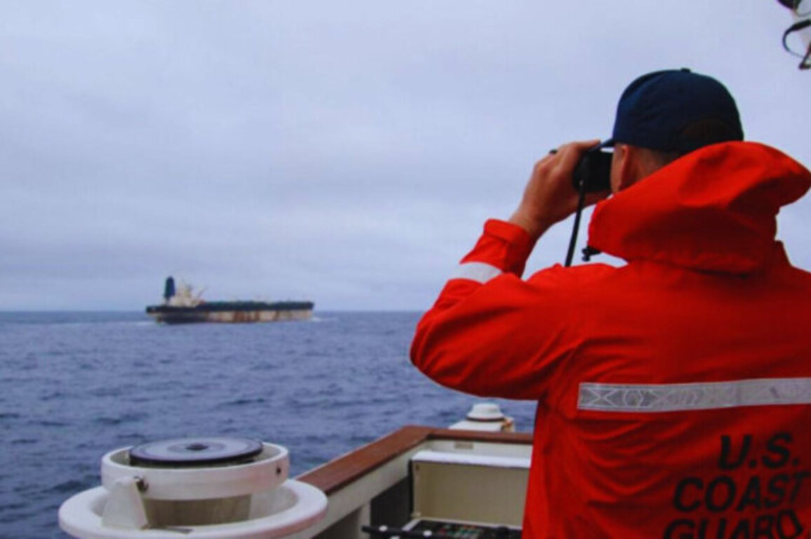 US Seizes Second Venezuelan-Linked Oil Tanker, Russia Condemns Action