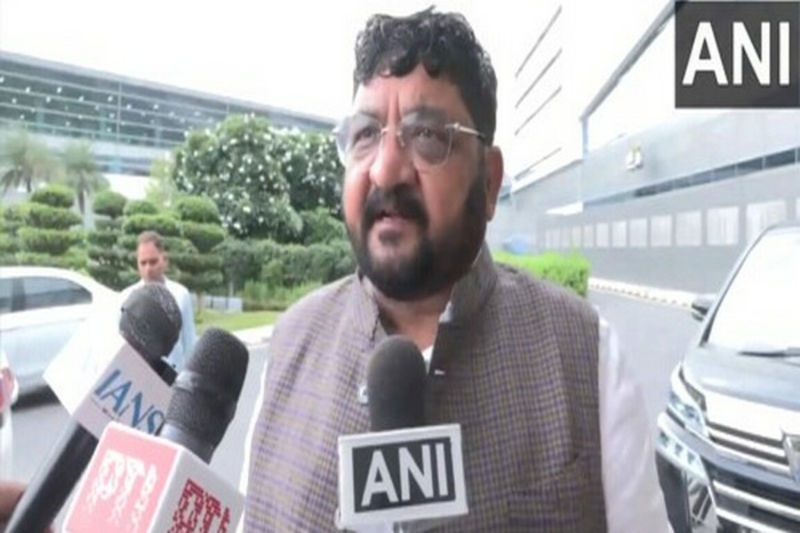 Centre to discuss courage, valour of armed forces in Parliament: BJP leader Mayank Nayak
