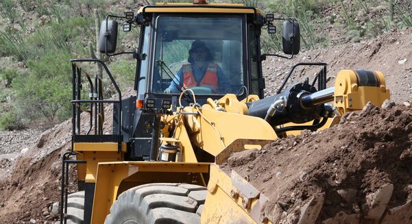 The Caterpillar electric 988K E large wheel loader