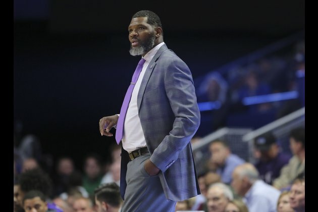 Evansville fires coach McCarty, hires Lickliter