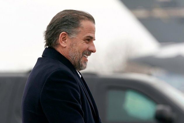 Ex-Twitter Execs Deny Pressure to Block Hunter Biden Story