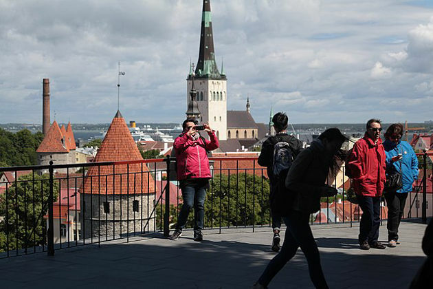 Ireland’s citizens undeterred as Europe swelters in record heat