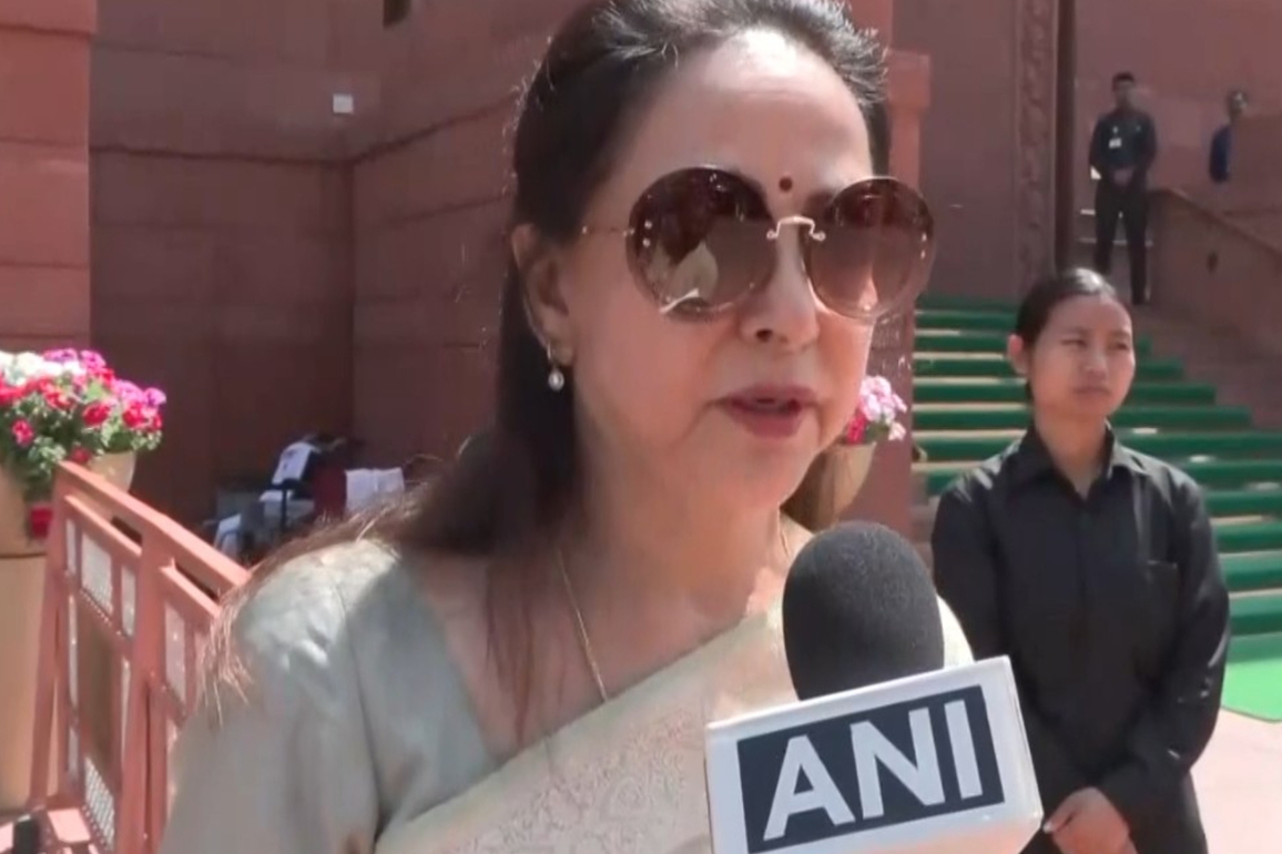 "Dharam ji will be given tribute...": Hema Malini looking forward to attend Delhi's first International Film Festival