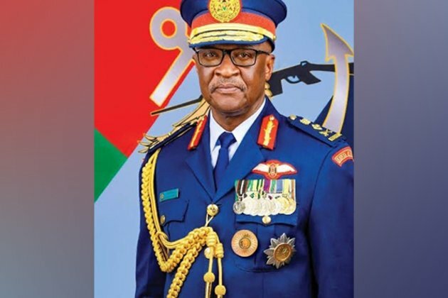 Kenyan military chief, nine others killed in helicopter crash