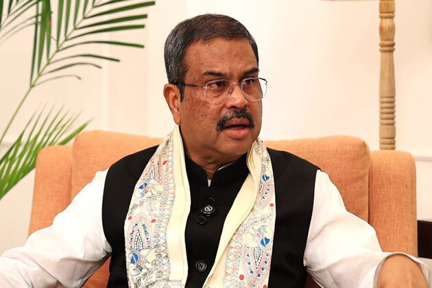 Dharmendra Pradhan slams Tejashwi Yadav's job promise, calls it unrealistic, cites land-for-jobs scam
