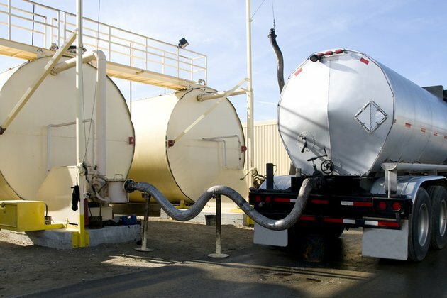 Major oil consuming nations follow drastic US move