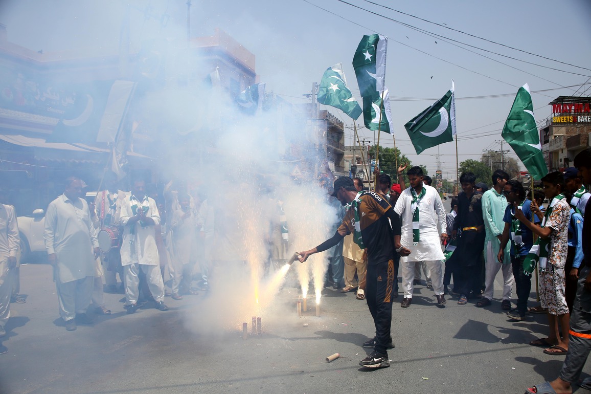 PAKISTAN-MULTAN-INDIA-CEASEFIRE-CELEBRATION