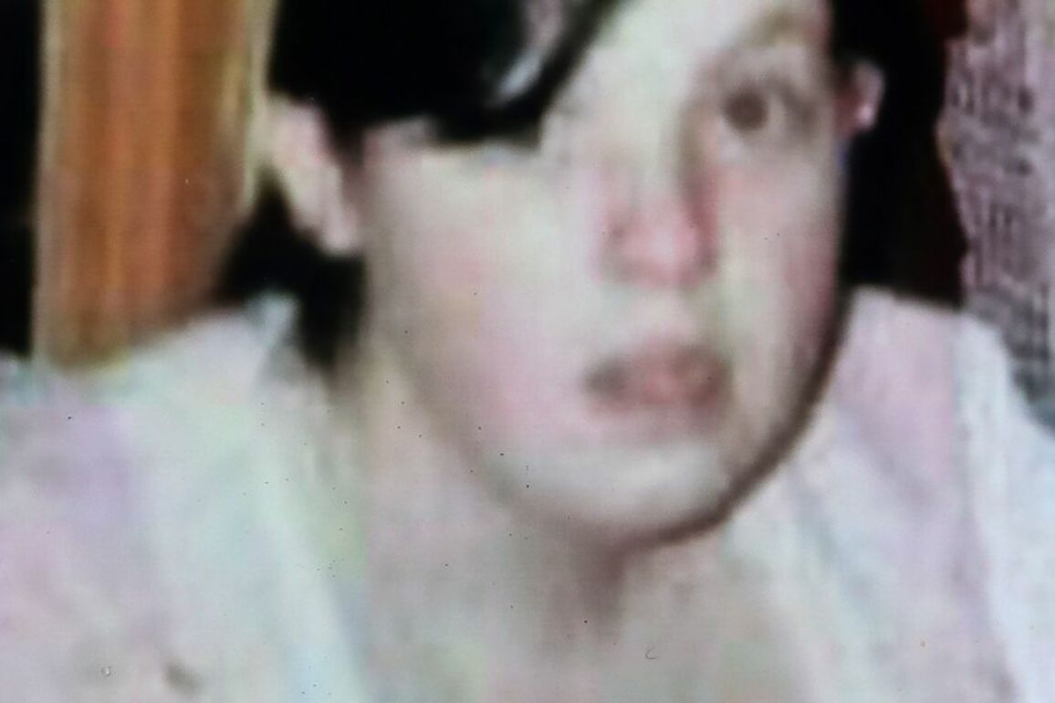 Mum of missing Elizabeth Clarke urges mothers to look after their daughters as she continues appeal