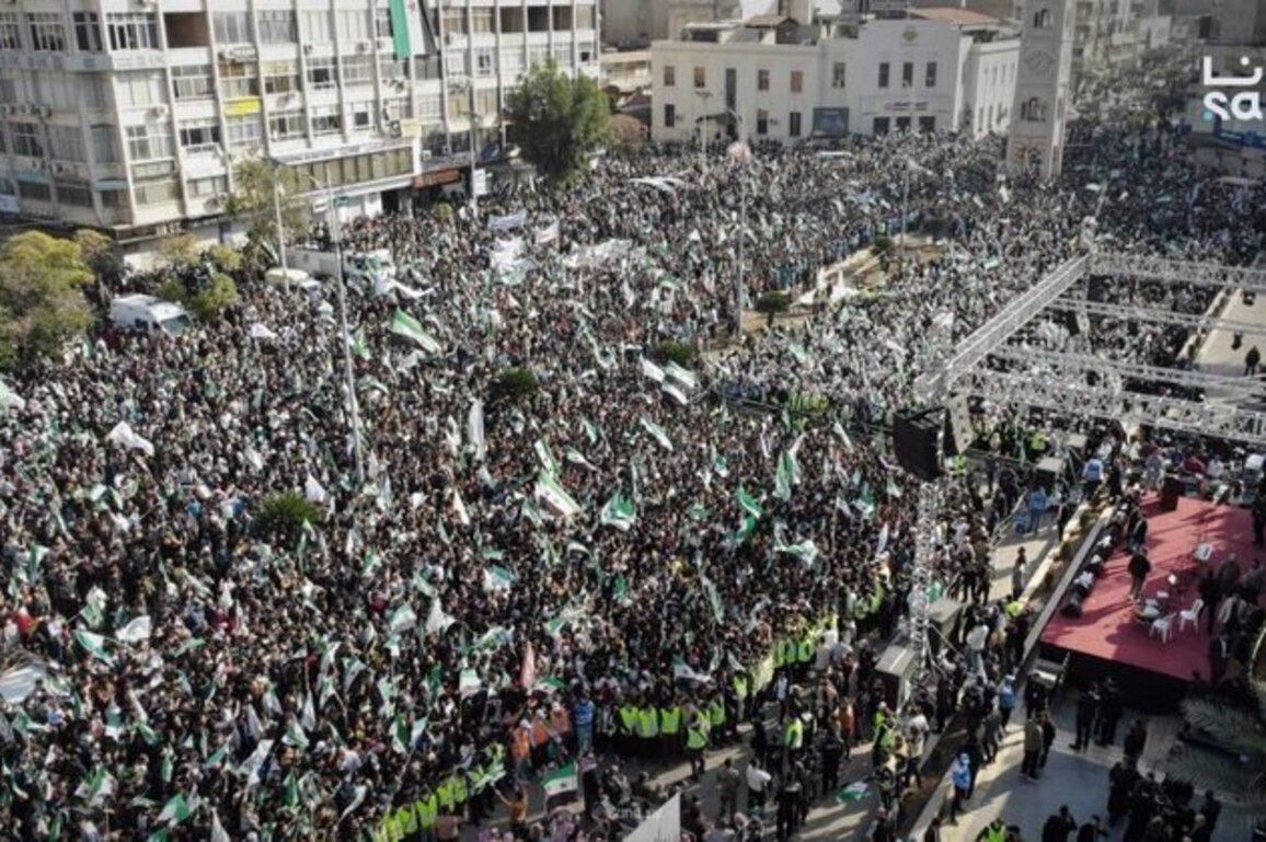 Hama celebrates the Victory and Liberation Anniversary