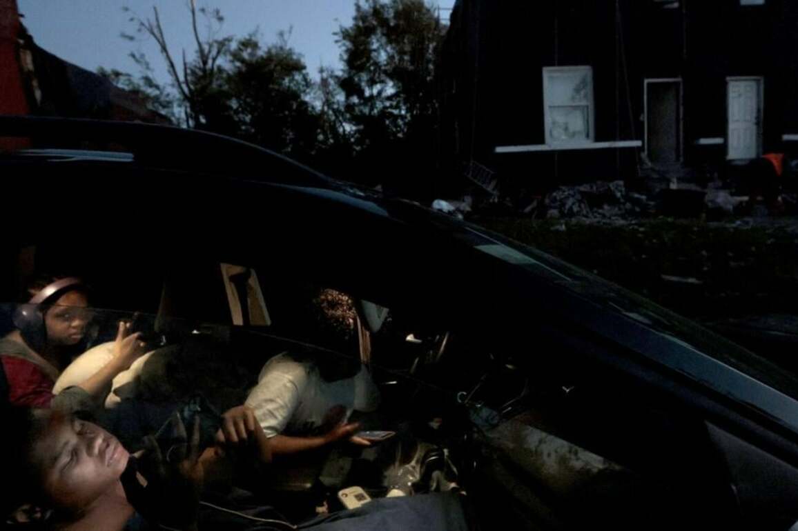 On some St. Louis streets, 70% of tornado victims uninsured
