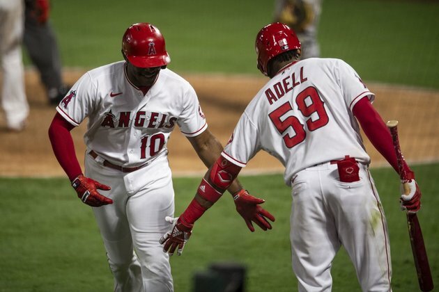 Calhoun's blast helps Diamondbacks take down Angels