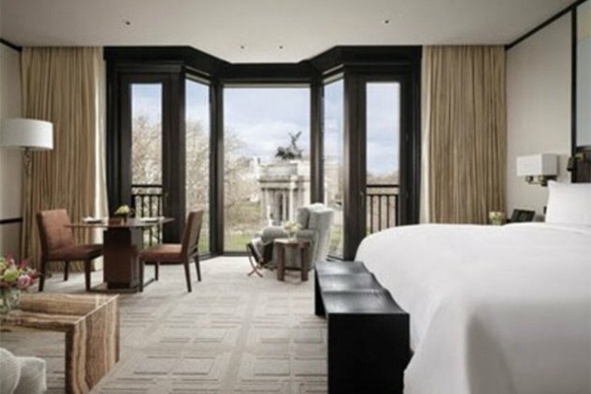 The Peninsula London debuts, bringing spectacular new style and luxury to the Heart of Belgravia