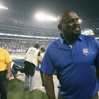 Hall of Fame LB Lawrence Taylor discharged from hospital