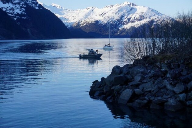 Earthquake of magnitude 6.2 strikes Alaska