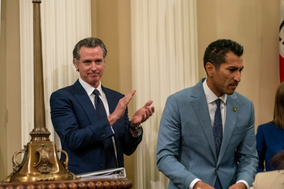 Why the legislatures budget proposal would put California in an even deeper hole