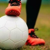 Ukrainian soccer player gets yellow card for speaking Russian