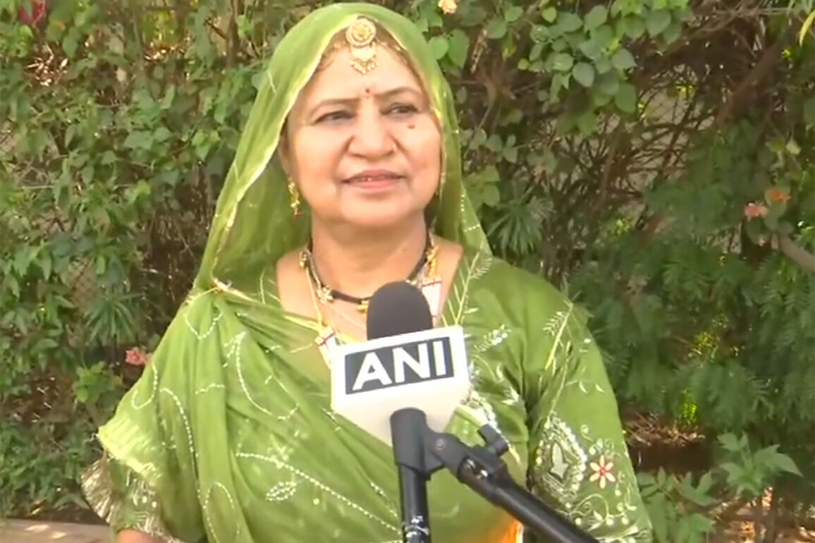 Padma Shri Awardee Gulabo praises PM Modi, says "women's reservation quota will be doubly empowering"