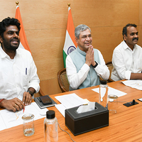 Tamil Nadu BJP Chief Annamalai meets Union Minister Ashwini Vaishnaw, announces new train service