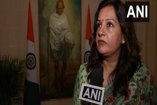 "Pakistan continues to be global hub of terror": All-party delegation member Priyanka Chaturvedi in Paris