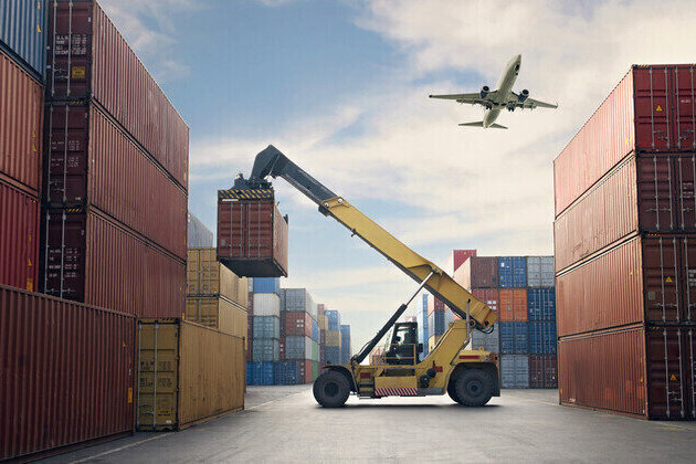 EU sets new record in trade surplus with Russia  Eurostat