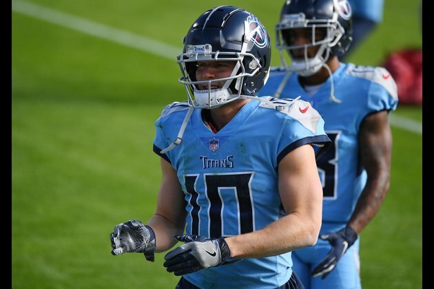 Titans release WR Adam Humphries