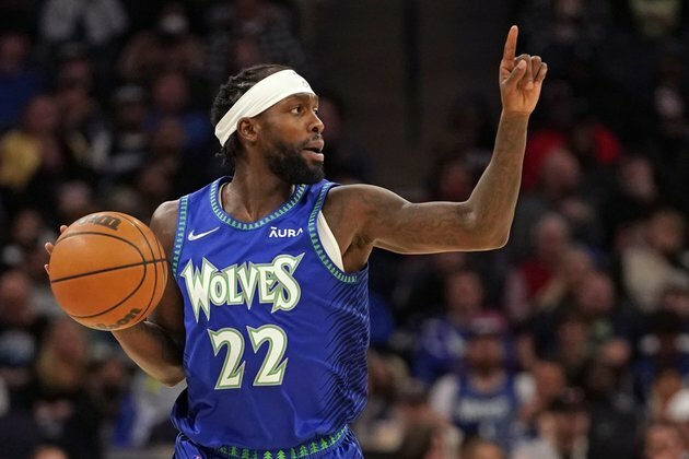 Patrick Beverley, Wolves look to push past Clippers into playoffs