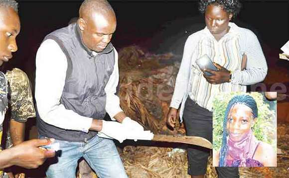 Omuserikale ng’akutte ekiso omutemu kye yakozesezza okutemula Nyanvura (ku kkono) e Kinnawataka. Omuserikale ng’akutte ekiso omutemu kye yakozesezza okutemula Nyanvura (ku kkono) e Kinnawataka.