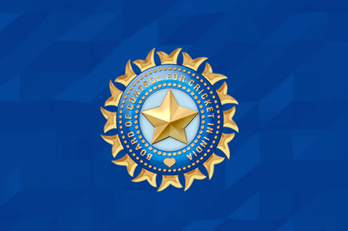 Paras Dogra becomes second player to score 10,000 Ranji Trophy runs, Karnataka's Padikkal shines with 232