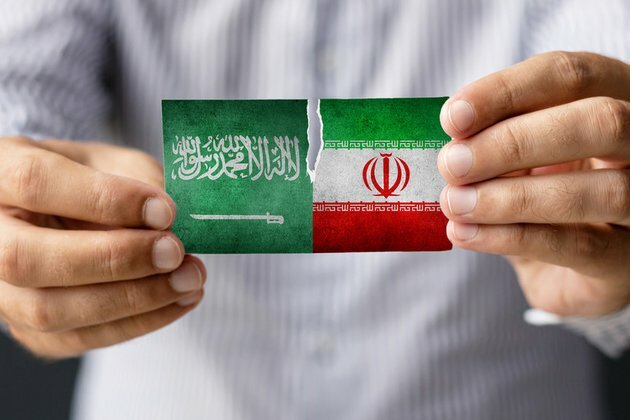Iran & Saudi Arabia to re-establish diplomatic ties, lawmaker says