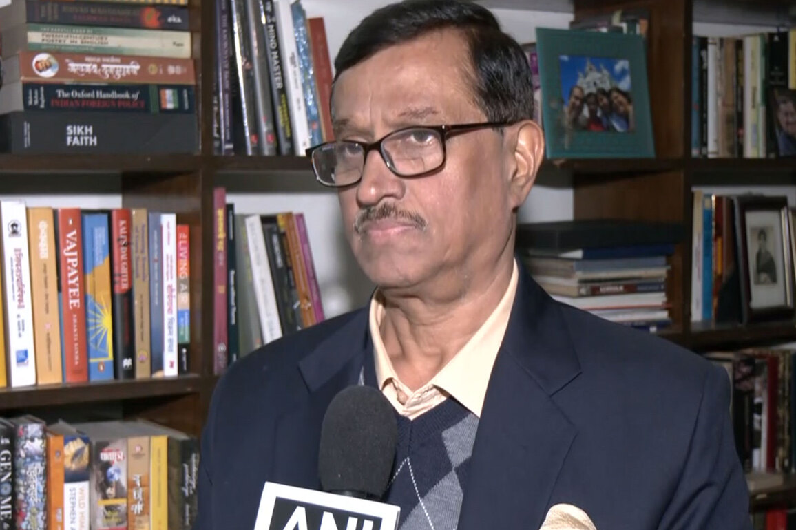 "Fairly unprecedented," Ex-diplomat Dnyaneshwar Mulay on US attacking Venezuela