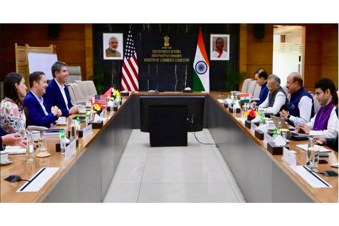 Sergio Gor meets Commerce Secretary amid negotiations on trade understandings