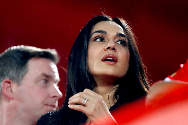 "Video dekhi toh tension horahi thi zyada lagi toh nahi": Preity Zinta, PBKS star Priyansh interact with fan left hurt by six struck by opener