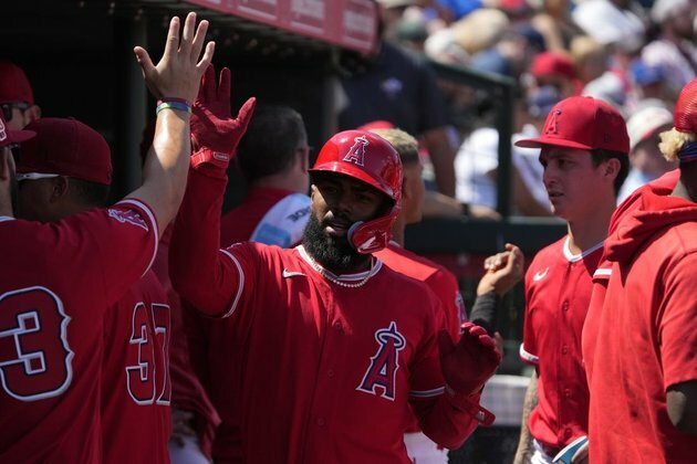 Spring training roundup: Barrage in 9th lifts Angels over Cubs