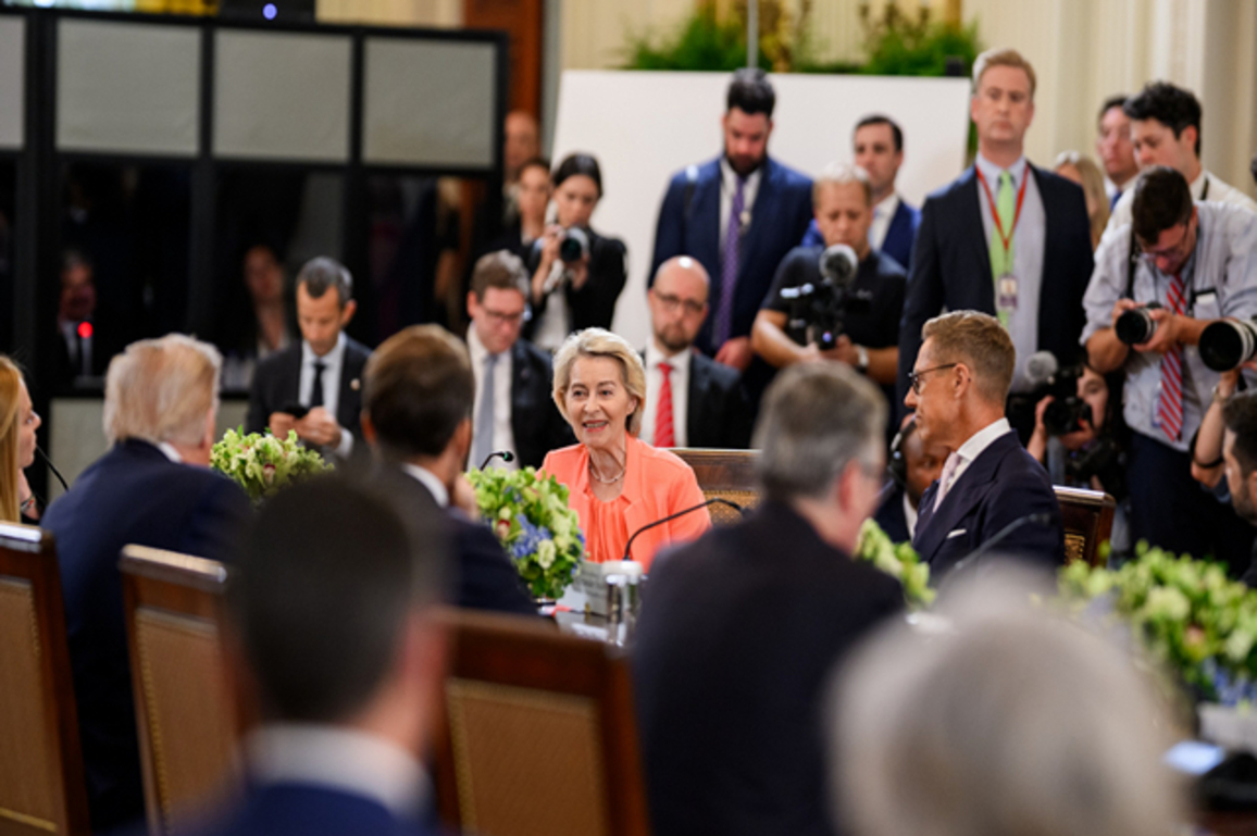 Trump holds talks with EU President on return of abducted Ukrainian children