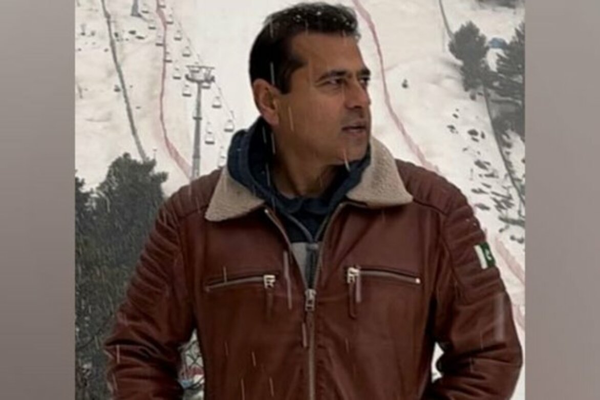 Pakistan journalist Imran Riaz Khan reaches home safely