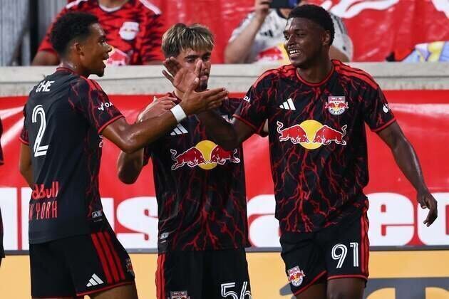 Red Bulls exercise purchase option for F Mijahir Jimenez
