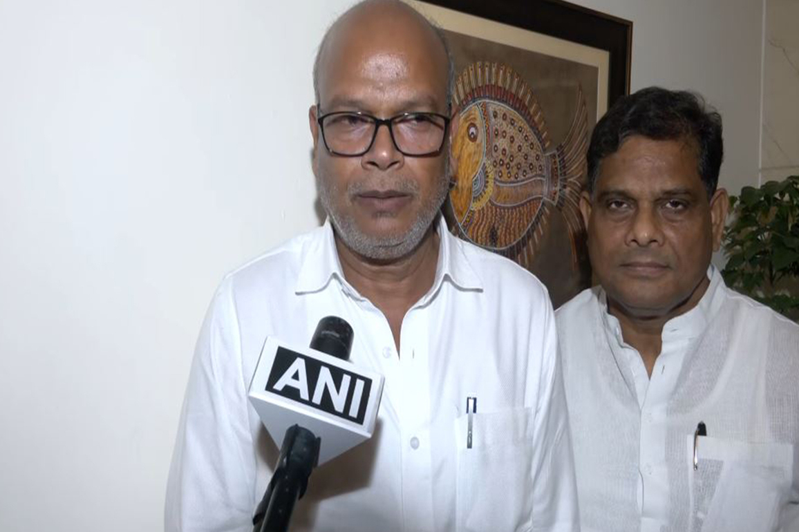 "Tejashwi Yadav will be CM face, seat-sharing not an issue": Bihar Congress Chief Rajesh Ram