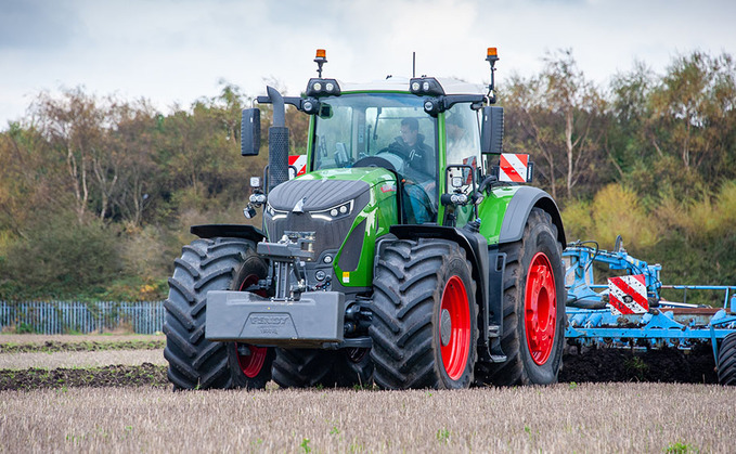 Review: Behind the wheel of Fendt's new 942 Vario tractor