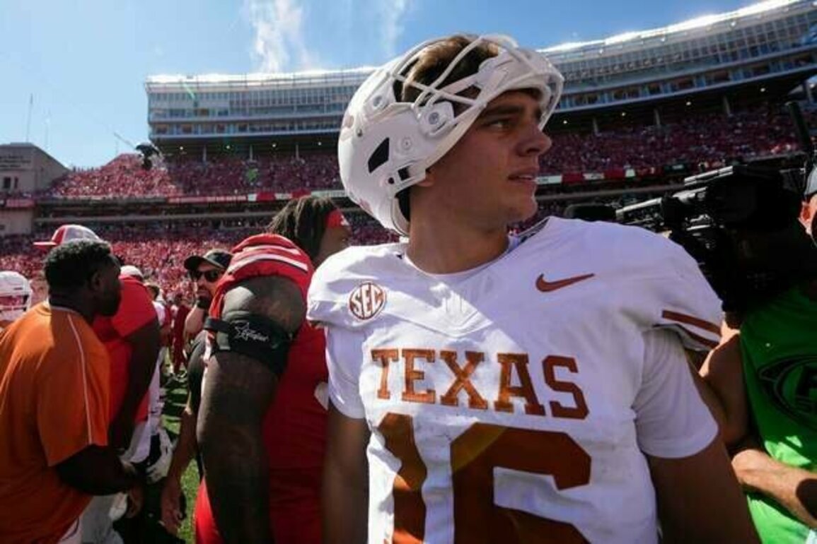 Arch Manning puts No. 1 Texas' loss on his shoulders