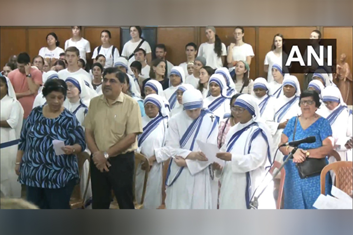 Missionaries of Charity in Kolkata celebrate Mother Teresa's 115th birth anniversary